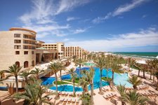 Отель Movenpick Resort & Marine Spa 5*