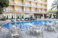 Отель Gran Hotel Flamingo 4*