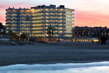 Отель Golden Donaire Beach 3*