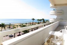 Отель Sun Hall Beach 3* apts