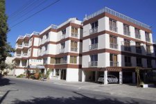 Отель Onisillos Hotel Apartments 2*