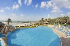 Отель Coral Beach Resort Sharjah 4*