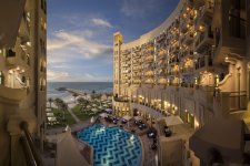 Отель Bahi Ajman Palace ex the Ajman Palace 5*