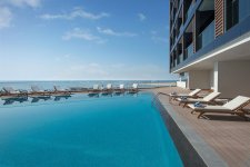 Отель Wyndham Garden Ajman Corniche 4*