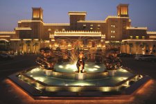 Отель Madinat Jumeirah Al Qasr 5*