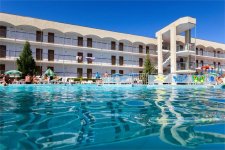 Отель Amfora Beach 3*