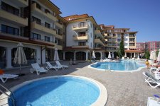 Отель Dream Holiday Apts 2*