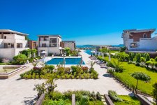 Отель Apolonia Resort Apartments 4*