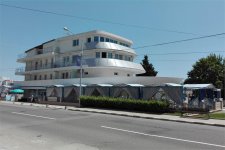 Отель Renaissance 2*