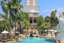 Отель Long Beach Garden Hotel & Spa 4*