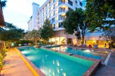 Отель Sandalay Resort Pattaya 3*