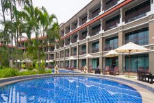 Отель Alpina Phuket Nalina Resort & Spa 4*