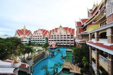 Отель Aonang Ayodhaya Beach Resort & Spa 4*