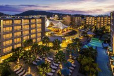 Отель Grand Mercure Phuket Patong 5*