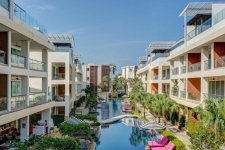 Отель CENTARA PELICAN BAY RESIDENCE & SUITES 4*