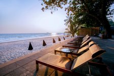 Отель Centara Q Resort Rayong 4*