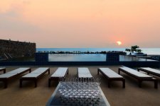 Отель Isawanya Beach Resort 3*