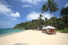 Отель Koh Chang Cliff Beach Resort 4*