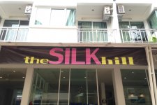 Отель The Silk Hill Patong 3*