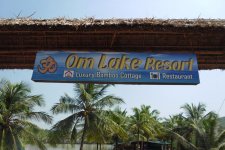 Отель Om Lake Resort 2*