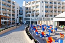 Отель Seabank Hotel & Spa 4*