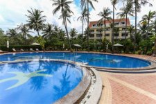 Отель Dessole Sea Lion Beach Resort Mui Ne 4*+