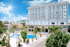 Отель Sky Beach Hotel 4*