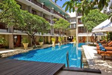 Отель The Rani Tuban 3*