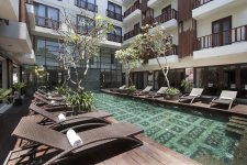 Отель Sense Hotel Seminyak 4*