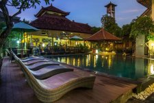 Отель THE BAKUNG BEACH RESORT 3*