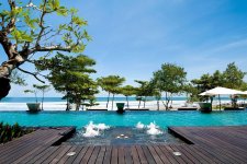 Отель Anantara Beach 5*