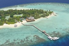 Отель Eriyadu Island Resort 4*