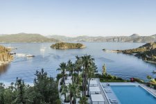 Отель D Hotel Maris 5*