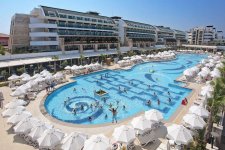 Отель Crystal Waterworld Resort & Spa 5*