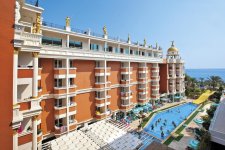 Отель Antique Roman Palace 4*