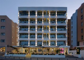 The Ciao Stelio Deluxe Hotel