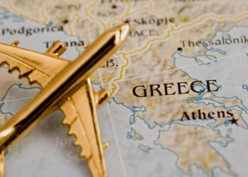 Россия возобновляет авиасообщение с Грецией и Сингапуром