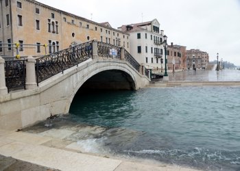 Стоит ли ехать в Венецию зимой